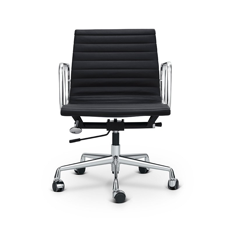 Кресло для руководителя Eames Aluminium: кресло, которое переживет вашу карьеру и, возможно, вашу следующую